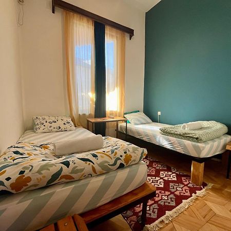 Bao Hostel Kutaisi Eksteriør bilde