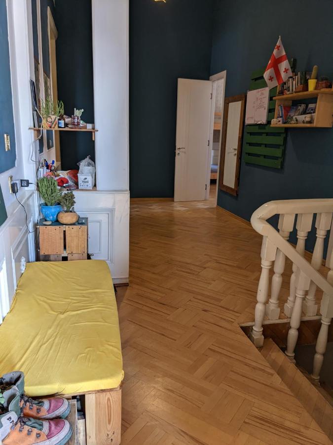 Bao Hostel Kutaisi Eksteriør bilde